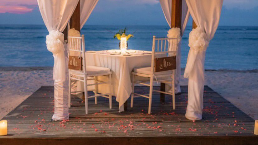 Gili Ocean & Sunset Honeymoon